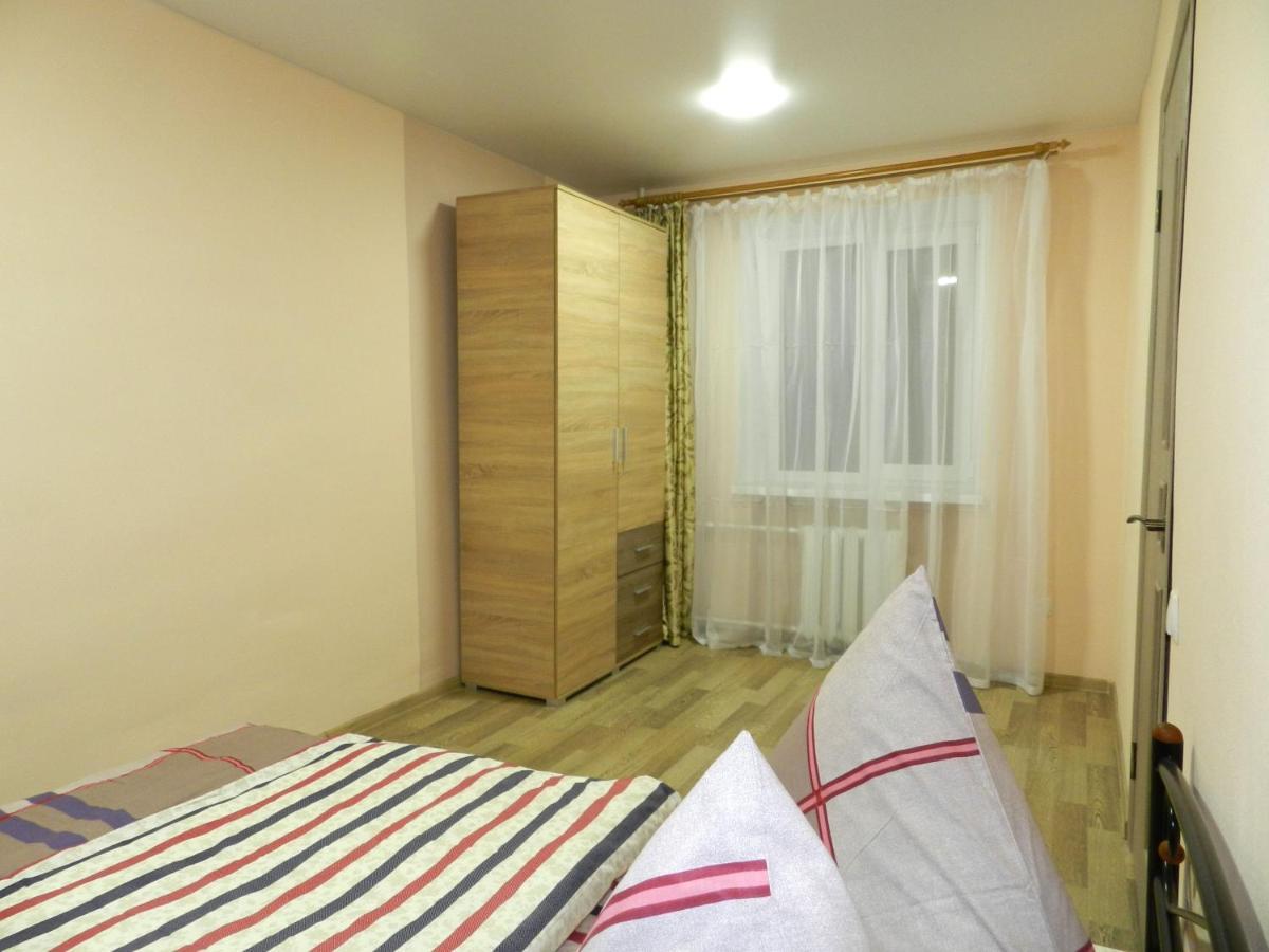 3-Room Apartment Near Inturist On Sobornyi Avenue 156, By Grandhome Zaporizhia 外观 照片